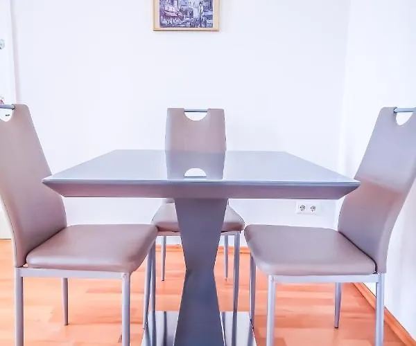 Apartment Luxurious South Of Lv8 *