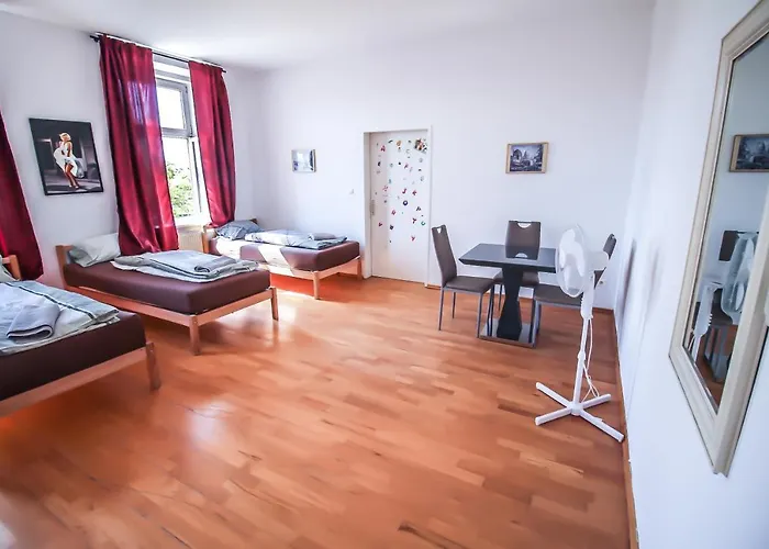 Apartment Luxurious South Of Lv8 Vienna
