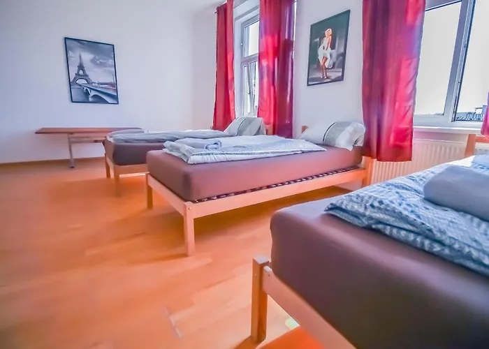 Luxurious South Of Lv8 Apartment Vienna